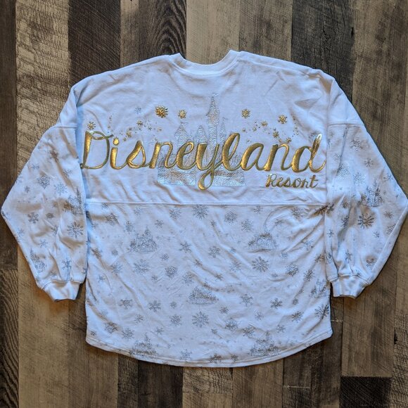 Disneyland Spirit Jersey Christmas Castle Snowflake Sweatshirt - Picture 1 of 7